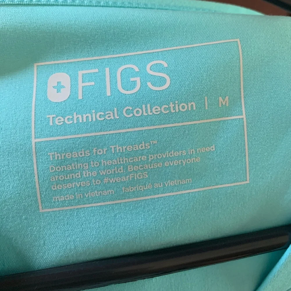 Figs Light Blue Women's Top - Picture 2 of 4